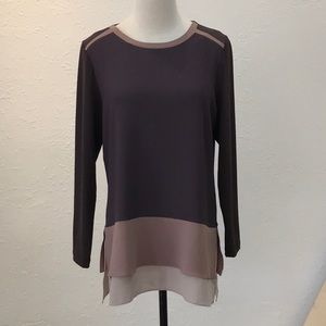 Multi fabric blocking designed top